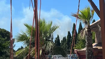 Incendie à Rochefort-du-Gard - Gard - 4 juillet 2026 - Feux de forêts et d'espaces naturels