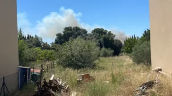 Incendie à Rochefort-du-Gard - Gard - 4 juillet 2026 - Feux de forêts et d'espaces naturels