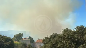 Incendie à Rochefort-du-Gard - Gard - 4 juillet 2026 - Feux de forêts et d'espaces naturels