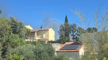 Incendie à Milhaud - Gard - 5 juillet 2026 - Feux de forêts et d'espaces naturels