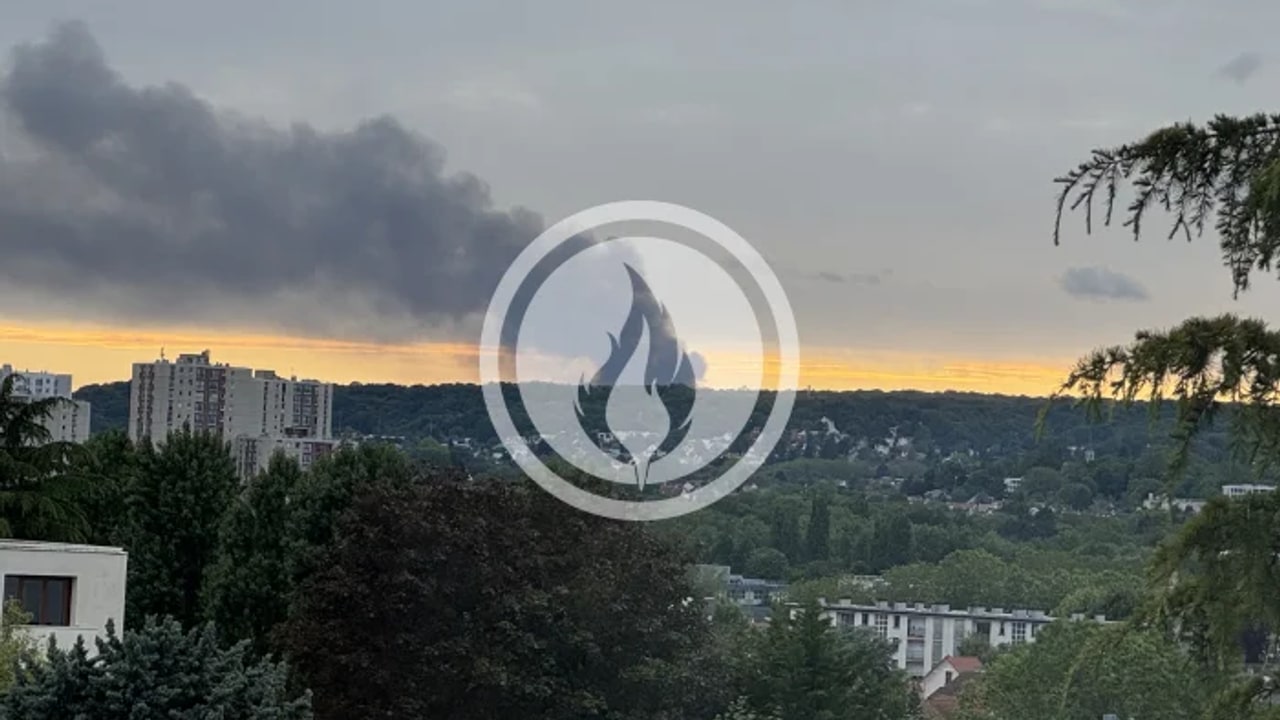 Incendie à Clamart - Hauts-de-Seine - 15 mai 2026 - Feux de forêts et d'espaces naturels