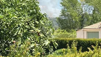 Incendie à Cadenet - Vaucluse - 6 juillet 2026 - Feux de forêts et d'espaces naturels