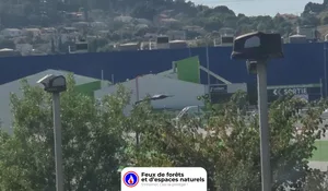 Incendie à Marseille (13) : les pompiers interviennent