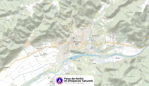 Incendie à Gréoux-les-Bains (04) : les pompiers interviennent