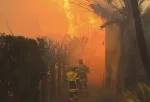 Feu dans les Pyrénées-Orientales : les images qui témoignent d’une lutte acharnée