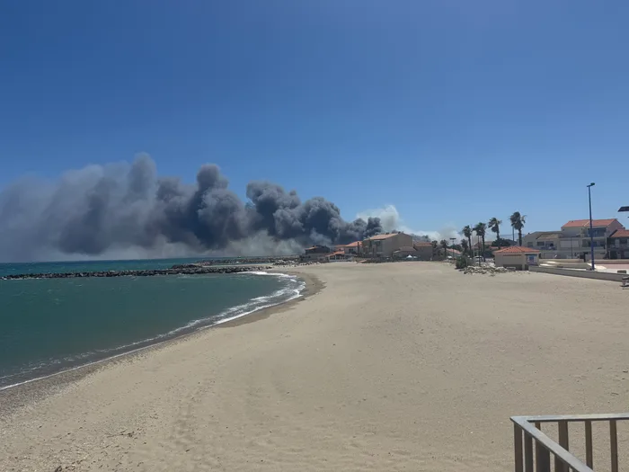 Incendie à Sainte-Marie-la-Mer et Canet-en-Roussillon : 750 personnes évacuées, la situation reste critique