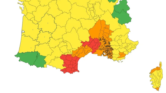 Risque très élevé de feux de forêt dans trois départements du Sud ce lundi