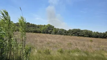 Incendie à Grans - Bouches-du-Rhône - 8 juillet 2026 - Feux de forêts et d'espaces naturels
