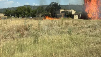 Incendie à Apt - Vaucluse - 10 juillet 2026 - Feux de forêts et d'espaces naturels