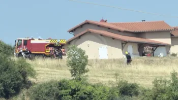 Incendie à Ville-sur-Jarnioux - Rhône - 26 juin 2026 - Feux de forêts et d'espaces naturels