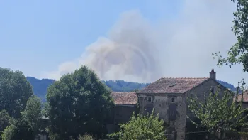 Incendie à Villeneuve-d'Allier - Haute-Loire - 27 juin 2026 - Feux de forêts et d'espaces naturels