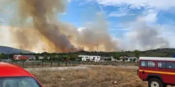 Feu dans l'Aude à Montredon-des-Corbières